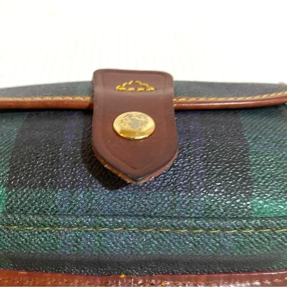 Dooney Bourke canvas wristlet - Picture 7 of 8